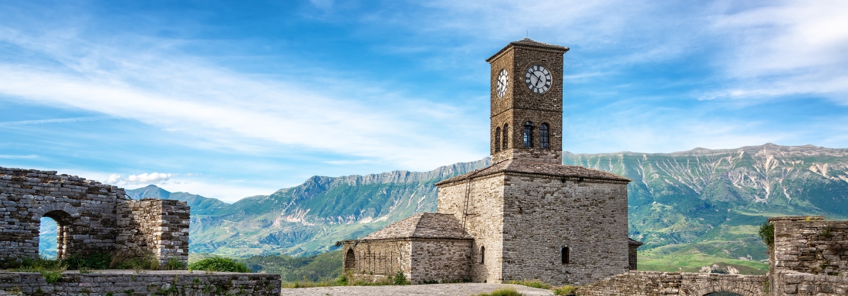בתי מלון בקרוז'ה